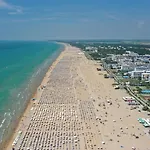 In A Complex With 3 Swimming Pools Daire Bibione